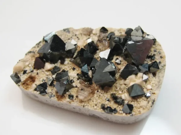 Magnetite druzy 7 g