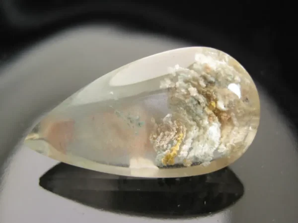 Phantom Quartz 22,40 ct